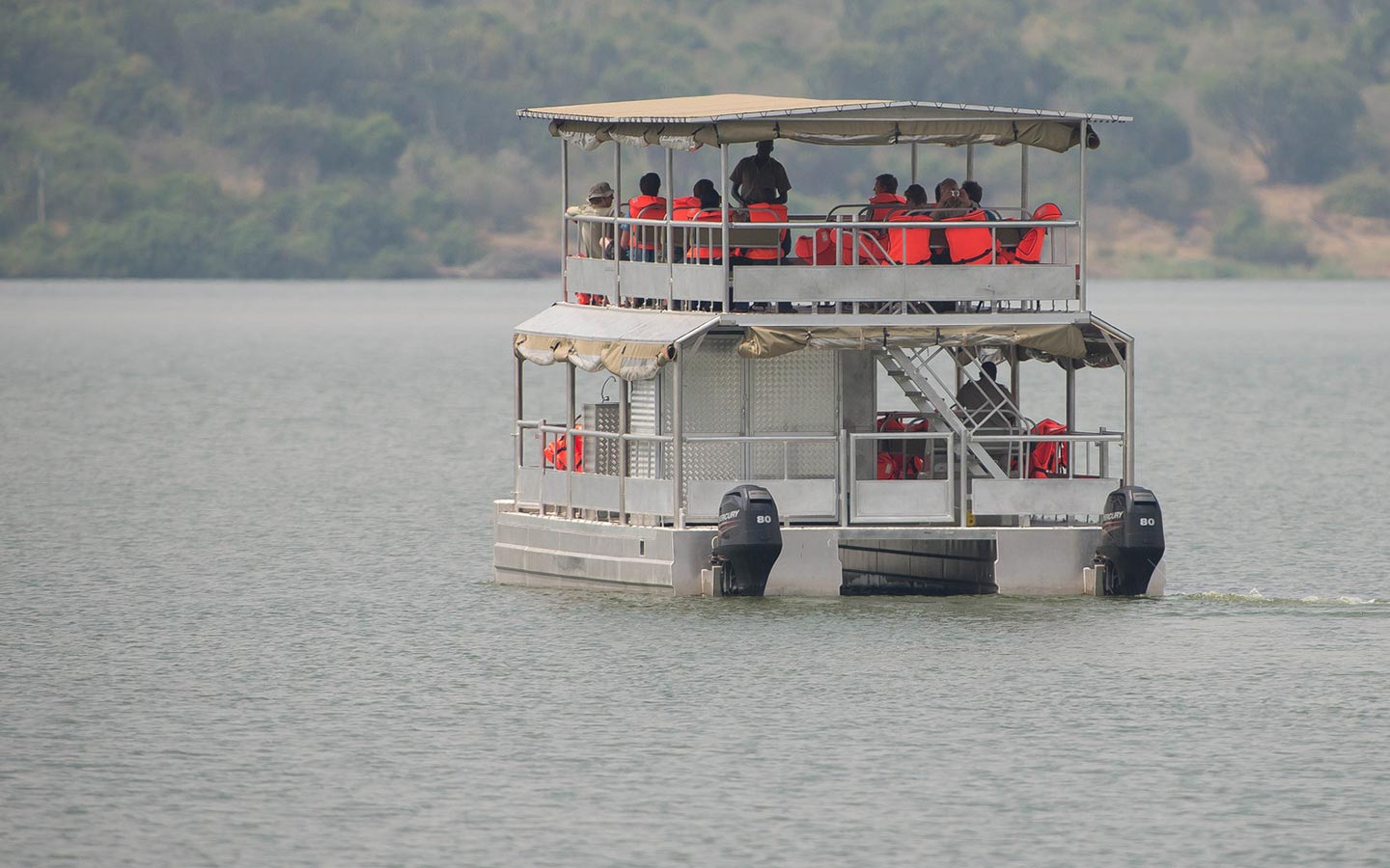 boat-cruise-in-uganda